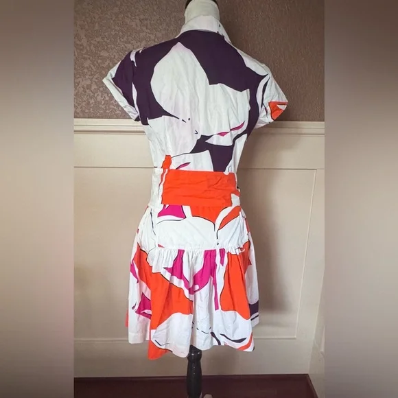 Diane von Furstenberg "Scarlet" floral print cotton shirtdress in a multi-color. - Picture 7 of 16